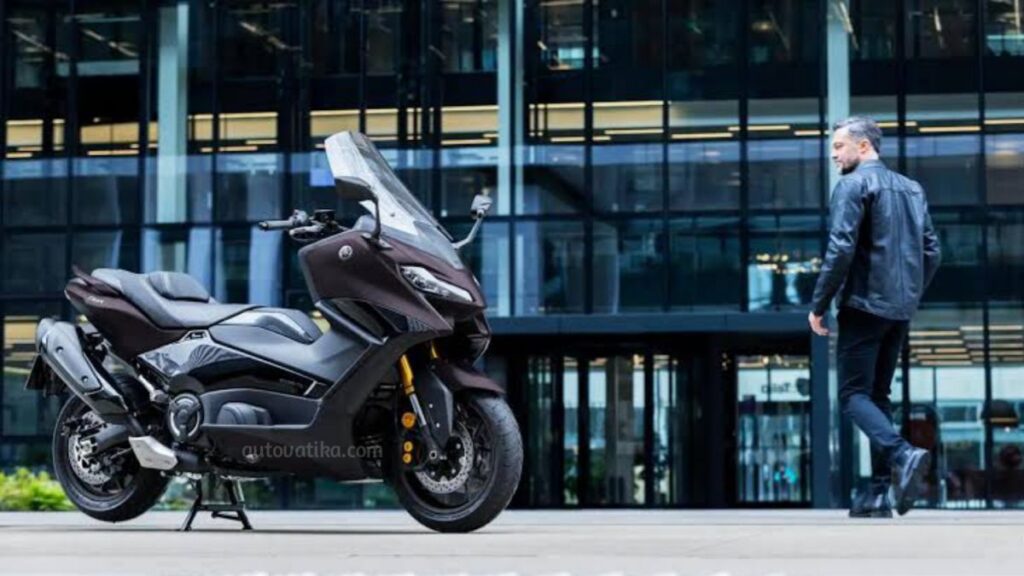 Yamaha TMAX 560